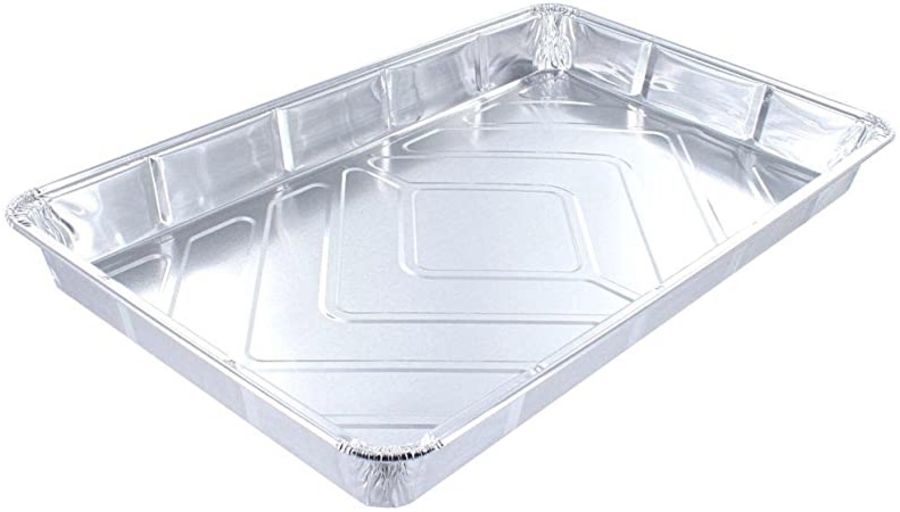 “Aluminium tray bake foil, ideal for traybakes, brownies, cakes, lasagnas, and roasted dishes”